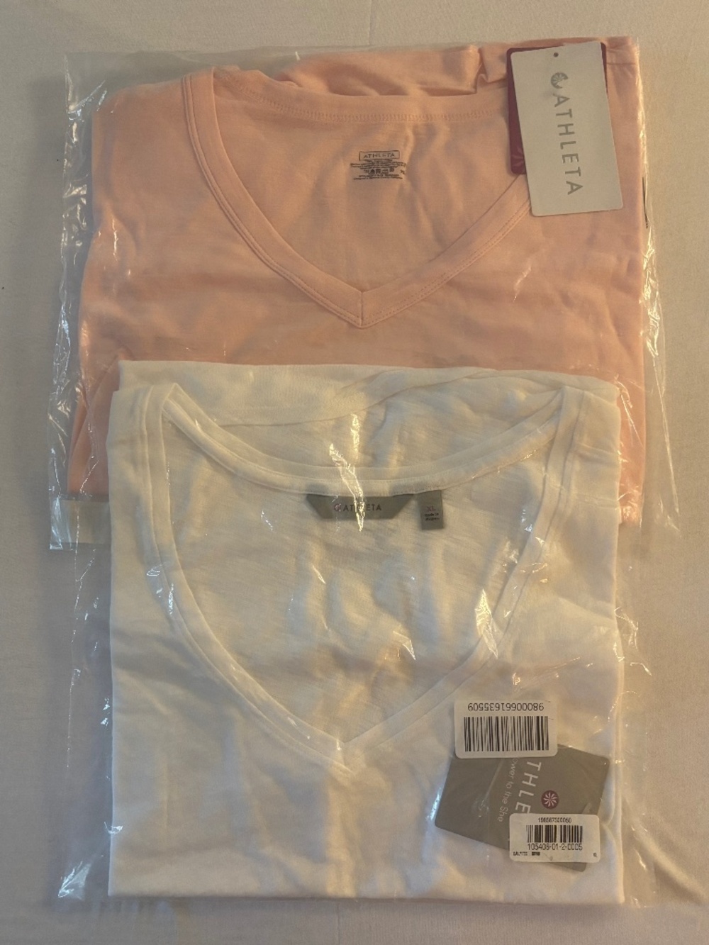 NIP (2) Athleta Short Sleeve T -Shirts XL